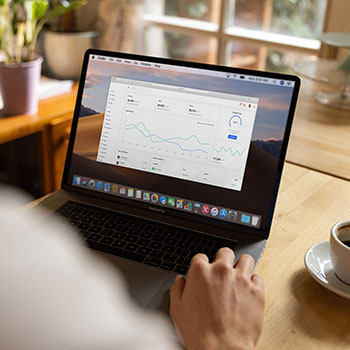 全彩母系漫画,描绘多元女性形象的视觉盛宴